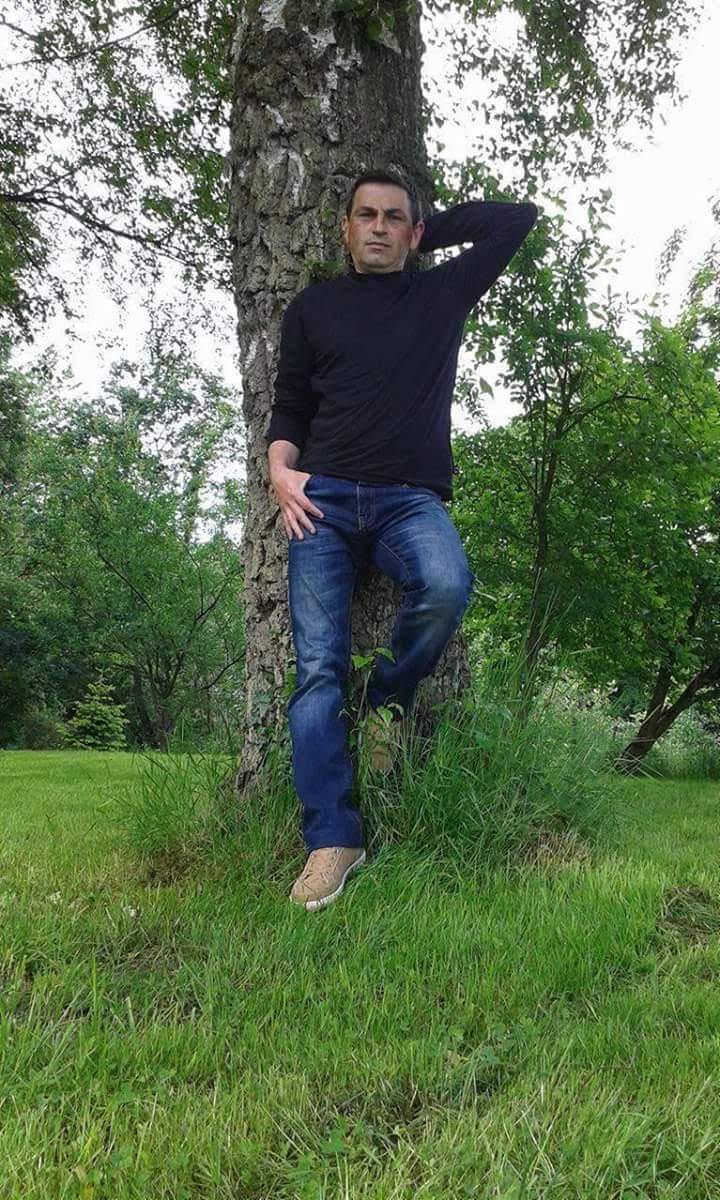 Jonathan - Voulton - Seine-et-Marne | Plan cul